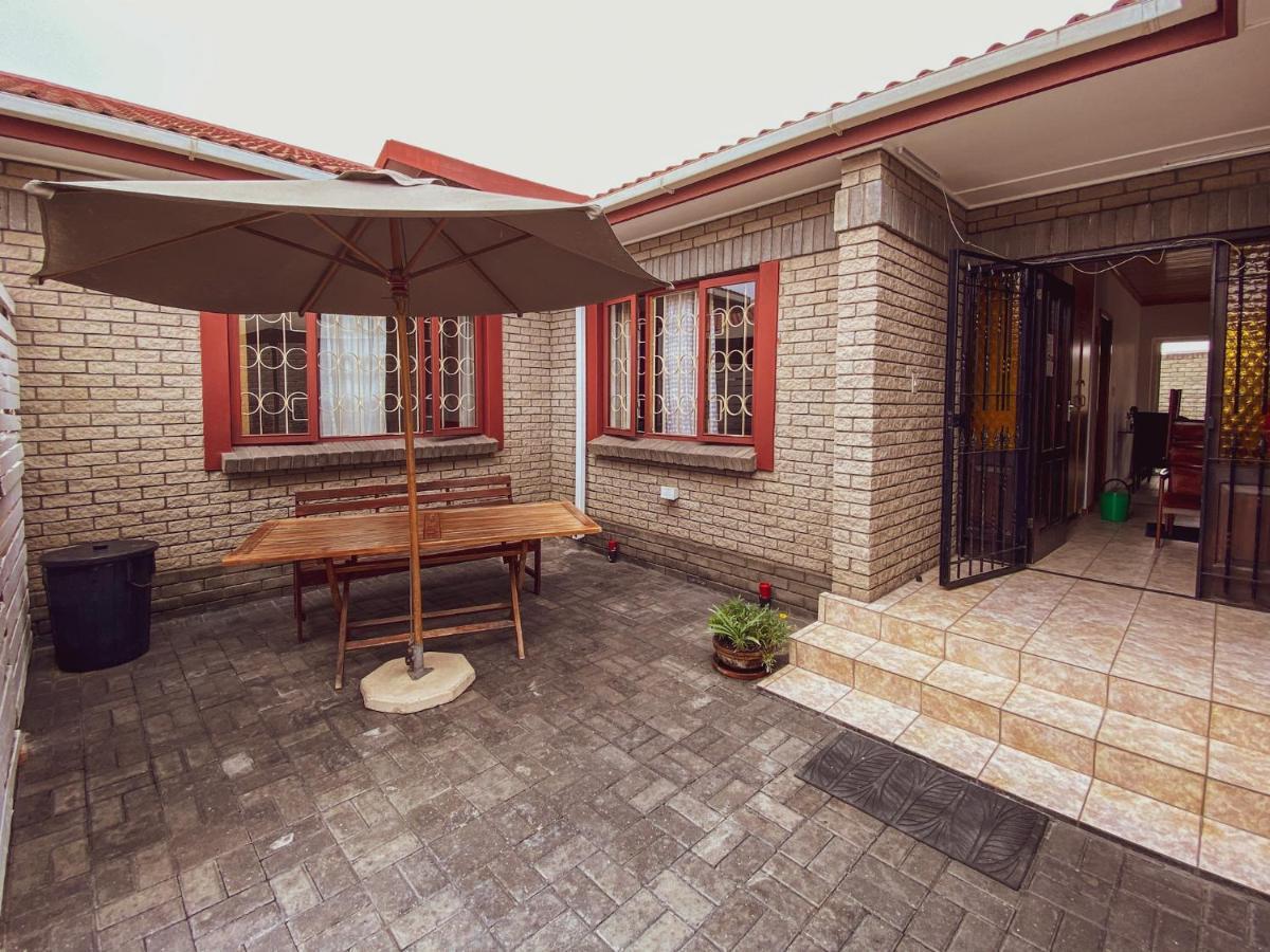 All African Colours Guesthouse Swakopmund Eksteriør bilde
